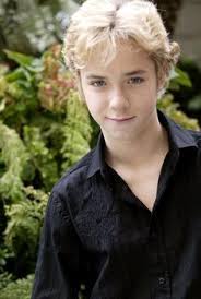 Sooooooo Cute Jeremy Sumpter Jeremy Sumpter Peter Pan Jeremy Peters