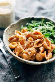 3 Ingredient Creamy Tomato Shells Pinch Of Yum Recipe Recipes Easy Dinner Recipes Pasta Dishes