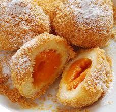 Skizzenblo Ck G I Marillen In Siebenburger Topfenknodeln Zwetschgenknodel Rezept Rumanische Rezepte Rumanische Rezepte Kuchen