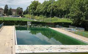 crecy la chapelle la piscine ne sera pas ouverte cet ete le parisien