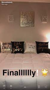 Black White Gold Bedroom Idea Decoracion De La Habitacion Decoracion De Habitaciones Decoracion De Interiores