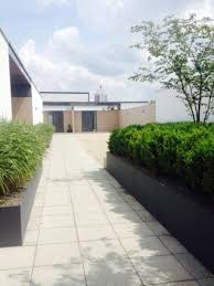 Bei uns findest du alles von der studibude bis zum penthouse. 2 Zimmer Wohnung Zu Vermieten Hofe Am Bruhl 7b 04109 Leipzig Zentrum Mapio Net