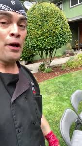 Does KAITO TEPPANYAKI cook in front of you?