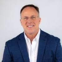 Dale Mercer's Instagram, Twitter & Facebook