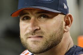 Chicago Bears guard Kyle Long 'stepping away' from NFL after seven seasons 