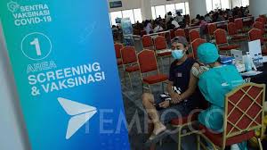 Program vaksinasi gotong royong hasil inisiasi pihak swasta bergulir mulai 17 mei 2021. Pemerintah Pastikan Harga Vaksin Gotong Royong Rp 500 Ribu Sekali Penyuntikan Nasional Tempo Co