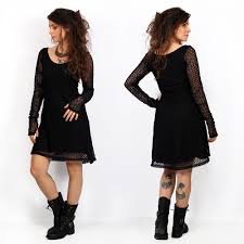 Elégant et glamour, robe de soirée noire est pas cher chez nous. Robe Manches Longues Transparente Doublure En Crochet Yggdrazil Alchemya Noir