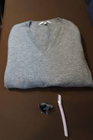 セーターの毛玉がサクサクとれるのは 顔そり用カミソリ だった tbsラジオam954 fm90 5 聞けば 見えてくる セーター 顔 カミソリ