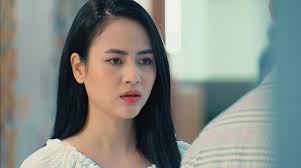 Năm xưa bà sa đã là vợ ông thắng, chùm khét tiếng đứng đầu nhóm bảo kê. Zterd3k0fnmz4m