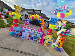 Maybe you would like to learn more about one of these? Happy 1st Birthday Sorelle Balloons And Decorations Facebook