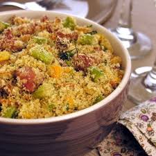 Até o prato daquele chef famoso que você respeita tem farofa para combinar com tudo. 7 Receitas De Farofa Que Vao Deixar O Seu Almoco Completo