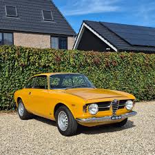 Image result for Giallo 1968 Alfa-Romeo