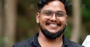 മകനെ ജീവനോടെ ഒരു നോക്കു കാണണം, കാട്ടിത്തരാമോ; മരവിപ്പ് മാറാതെ ജിൻസ് തോമസ്