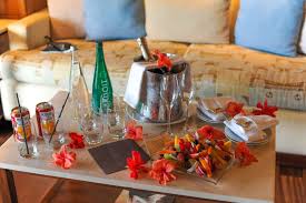 What luggage services does four seasons resort bora bora provide? Four Seasons Bora Bora 7 Key Tips To Make Paradise Even Better