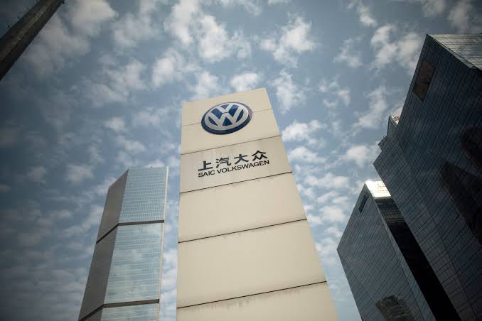 Volkswagen Plans $12 Billion Electric-Car Blitz in China - WSJ