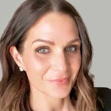 Dayna Young (daynaloves_)