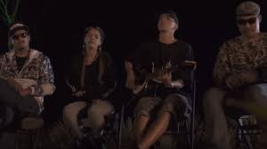 Quem é que tem coragem pra falar de amor? Poesia Acustica 2 Da Pineapple Com Delacruz Maria Bk Diomedes E Bate 100 Milhoes De Visualizacoes No Youtube Rap 24 Horas