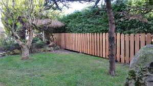 Ver más ideas sobre cercas de madera, decoración de unas, vallas de madera. Jardines Cercos Y Vallas Originales Para Ganar Privacidad La Voz Del Interior