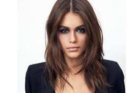 Check spelling or type a new query. 7 Model Rambut Shaggy Yang Populer Dan Jadi Favorit Wanita