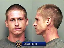 Man Holds a Knife against Teenager's Throat gets Subdued by Witnesses and  Held for Clarksville Police