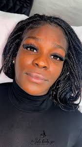 Voluptuous Volume Lashes for the Modern Canadian Woman