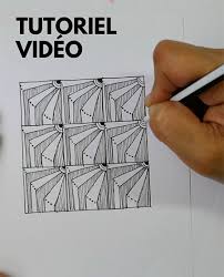 J'essayerais bien sûr, de faire des portraits le plus ressemblants possible. Dessin Facile A Faire Zentangle Patterns