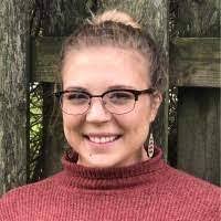 Gail Munson's Instagram, Twitter & Facebook