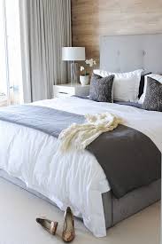 Contrario a lo que se suele afirmar, una decoración blanca y gris es capaz de otorgarle a tu cocina la suficiente iluminación y elegancia para que sea digna de una foto de. Como Decorar En Gris Y Madera