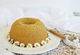 180 grammi di farina d'orzo 300 grammi di yogurt bianco intero 200 grammi di zucchero grezzo chiaro 100 grammi di nocciole sgusciate 60 grammi di olio. Ciambellone Alle Nocciole Ricetta Senza Glutine E Senza Lattosio