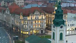 Aici apar anunțurile de locuri de muncă care corespund interogării dvs. Cum A Devenit Oradea OraÈul Cu Cea Mai EficientÄ AdministraÈie Din ÈarÄ La Fiecare Leu Investit AlÈi Doi Vin Din Fonduri Europene Digi24