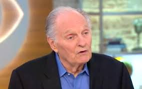 M*A*S*H' star Alan Alda announces he has Parkinson's