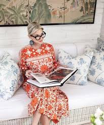 Currently Debating If It S Time For A Change In Our Little Sunroom I Ve Always Loved The Light Bright Feeling Of Warm In 2020 Pencil And Paper Warm White White Walls