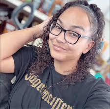 Now Hiring Full-Time Hospitality Professionals! $13.00/hour Front Counter,  Drive-Thru, & Kitchen Staff Positions Available! Apply today in our  restaurant or online: www.chickfilafamily.com Saluda Pointe (4295 Sunset  Blvd in Lexington) & West Columbia (