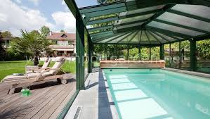 Independant De L Habitation Independant De L Habitation Import Garden Abri De Piscine En B Indoor Swimming Pool Design Dream Backyard Patio Backyard Pool