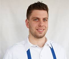 Authentique viticulteur, vinificateur a travers sa recherche permanente d'amélioration, maison sichel adopte une approche à la fois. Ask A Chef Yehuda Sichel James Beard Foundation