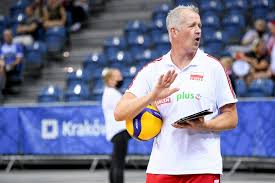 W imieniu swoim i zgromadzonych w centrum olimpijskim zawodników treść ślubowania odczytał siatkarz michał kubiak, grający na co dzień w japońskim. Vital Heynen Kim Jest Sylwetka Trenera Reprezentacji Polski Siatkarzy Vitala Heynena Zona Rodzina Osiagniecia Super Express