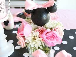 Minnie mouse head made in pastel pink 3 tin pail. Diy Minnie Mouse Floral Marquee Centerpiece Fun365