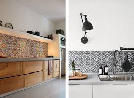 Rivestimento ceramiche paraschizzi cucina moderna blu vetro su. Come Scegliere Il Rivestimento Per La Cucina Casa It