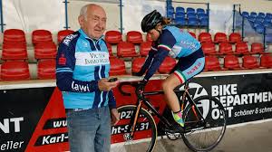 Geburtstag Auf Dem Fahrrad Leipziger Rad Trainer Werner Bittner Wird 80 Jahre Sportbuzzer De