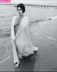 Lana Del Rey  lanadelreypictures Nude Leaked OnlyFans Photo 1 - Fapello