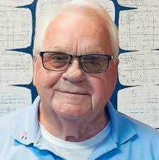 Flashing lights for pedestrian crossing at City Hall in Lyons?