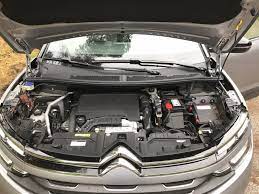 Le c5 aircross a aussi droit à des moteurs à essence intéressants, comme le 1.2 puretech 130 ou le 1.6 puretech 180 ch et boîte automatique à huit rapports de notre essai, forcément plus puncheur. Essai Citroen C5 Aircross Les Principales Caracteristiques Techniques