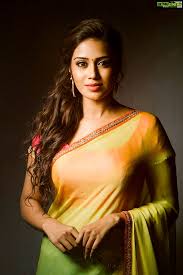 1146 bollywood actress wallpapers for 1080p laptop full hd in 1920x1080 resolution, background,photos and images of bollywood actress for desktop windows 10, apple iphone and. Nivetha Pethuraj Saree Hd Traditional Look Tamil Actress Wallpaper Gethu Cinema