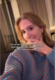 Wachten op de Reünie van Winter Vol Liefde