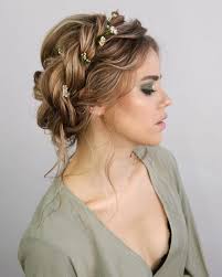 Another glamorous wedding bun is this swept up style. 24 Gorgeous Chignon Buns From Simple To Sophisticated