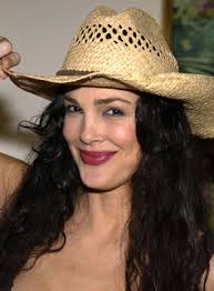 Suzi Simpson: Movies, TV, and Bio