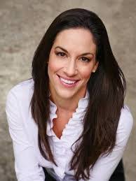 Lauren Boger's Instagram, Twitter & Facebook