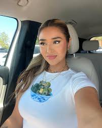 Goes to Spain & becomes obsessed w/ 🫒 #outfit #jewelry ...