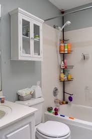One Day Makeover Staging A Kid S Bathroom To Sell In Just 8 Hours For Under 200 In 2020 Kid Bathroom Decor Kids Bathroom Bathroom Makeover
