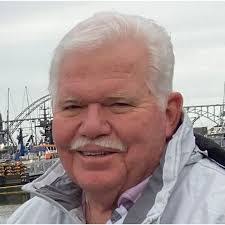 Julie Stoffel's Instagram, Twitter & Facebook